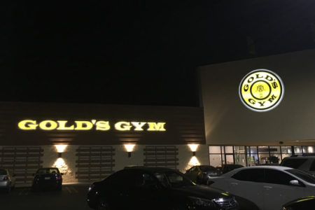 golds gym anaheim