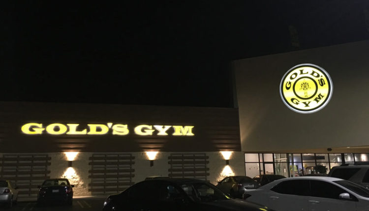 golds gym anaheim