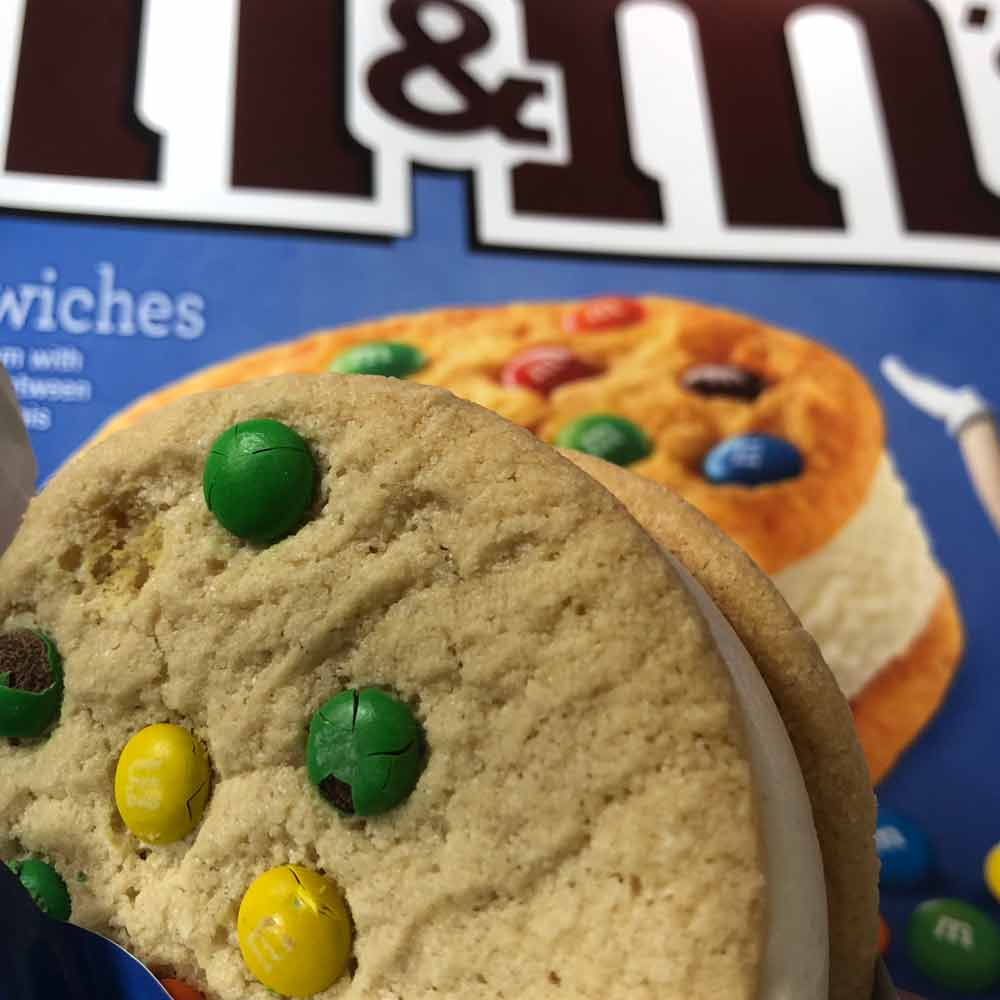 m&m